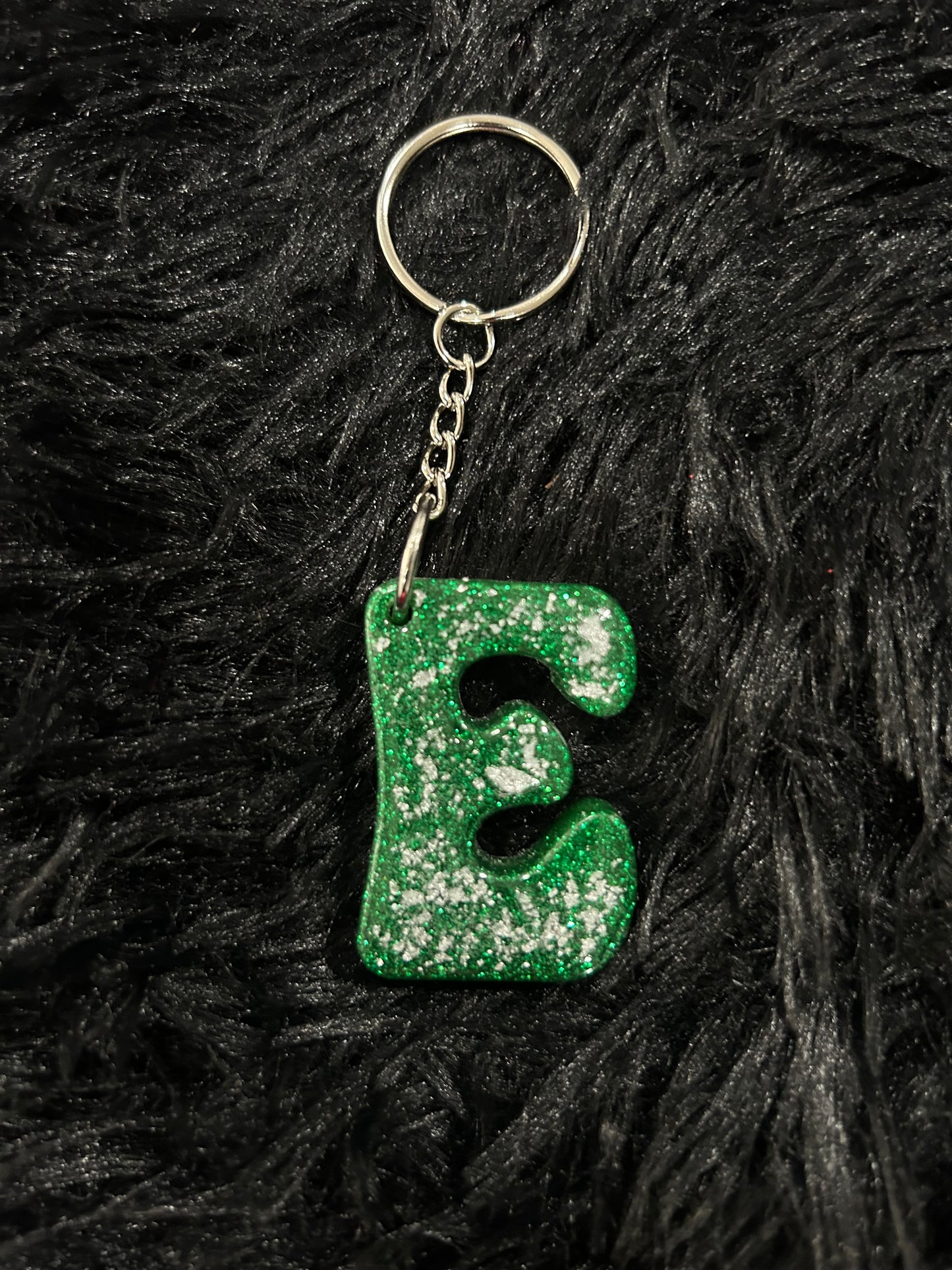 Custom Keychain - Letter Round Edges-GREEN