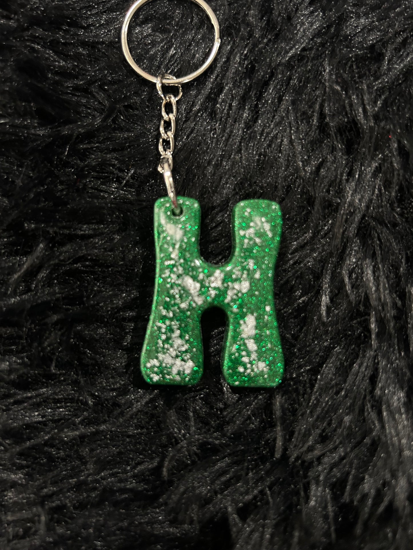 Custom Keychain - Letter Round Edges-GREEN